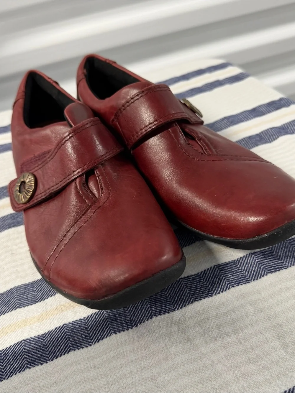 Clarks Artisan Red Leather Mary Jane Comfort Shoes Women’s 9.5M